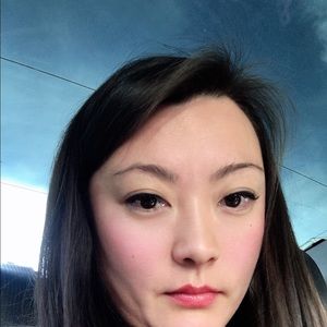 Meet your Posher, Yanxia